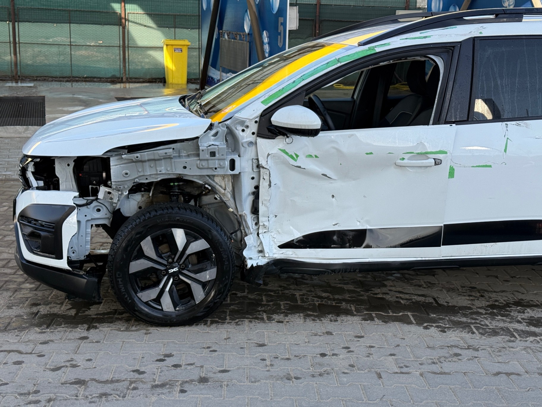 Dacia Jogger 2024 avariat - imagine 10