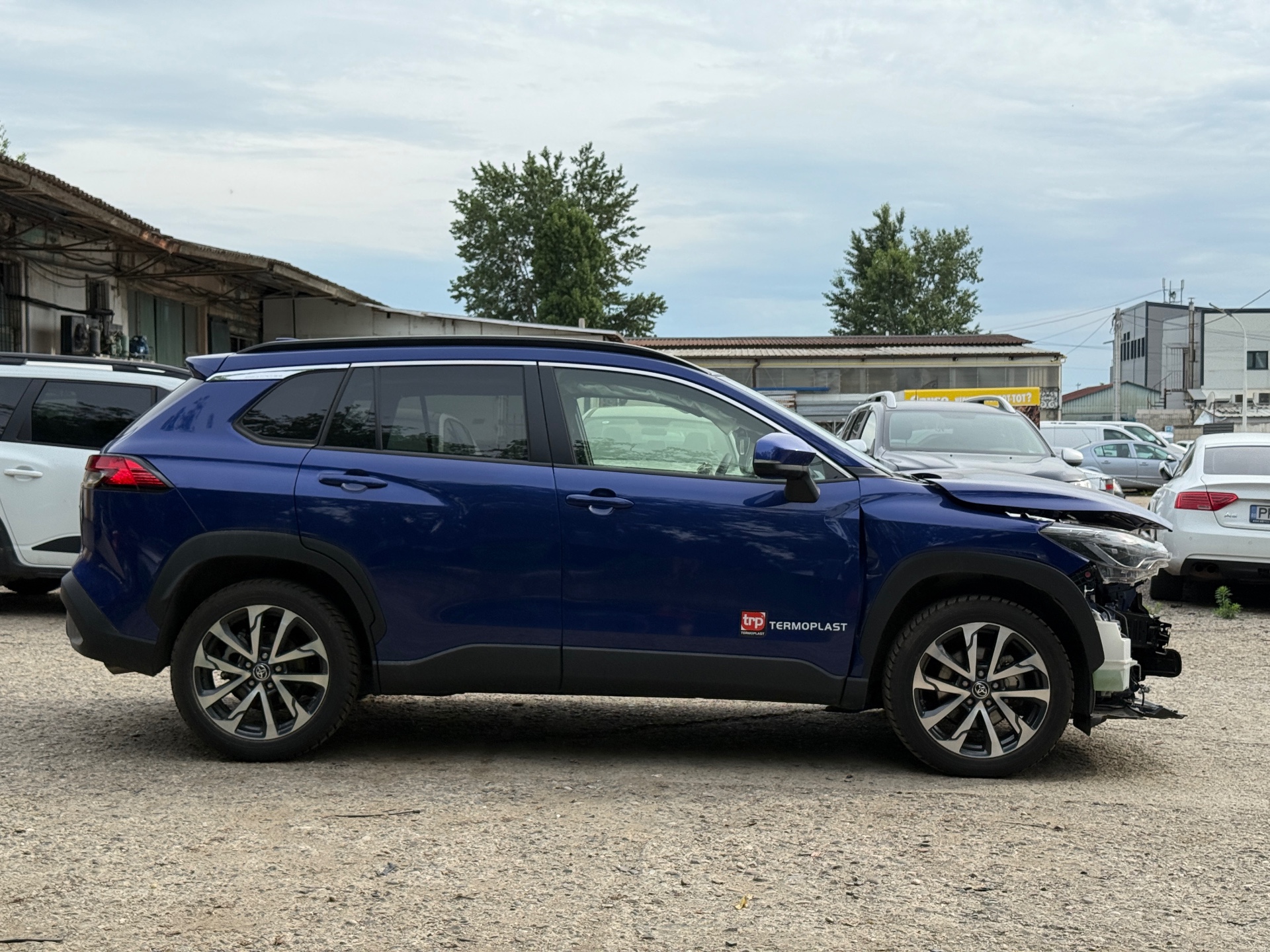 Toyota Corolla Cross 2025 avariat - imagine 4