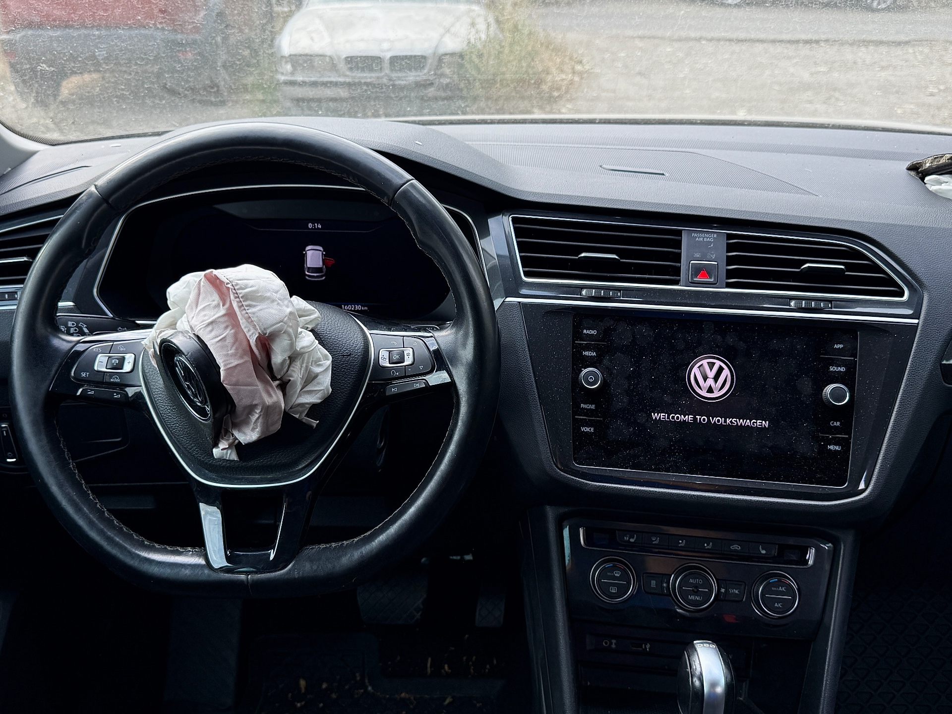 Volkswagen Tiguan 4x4 2018 avariat - imagine 15