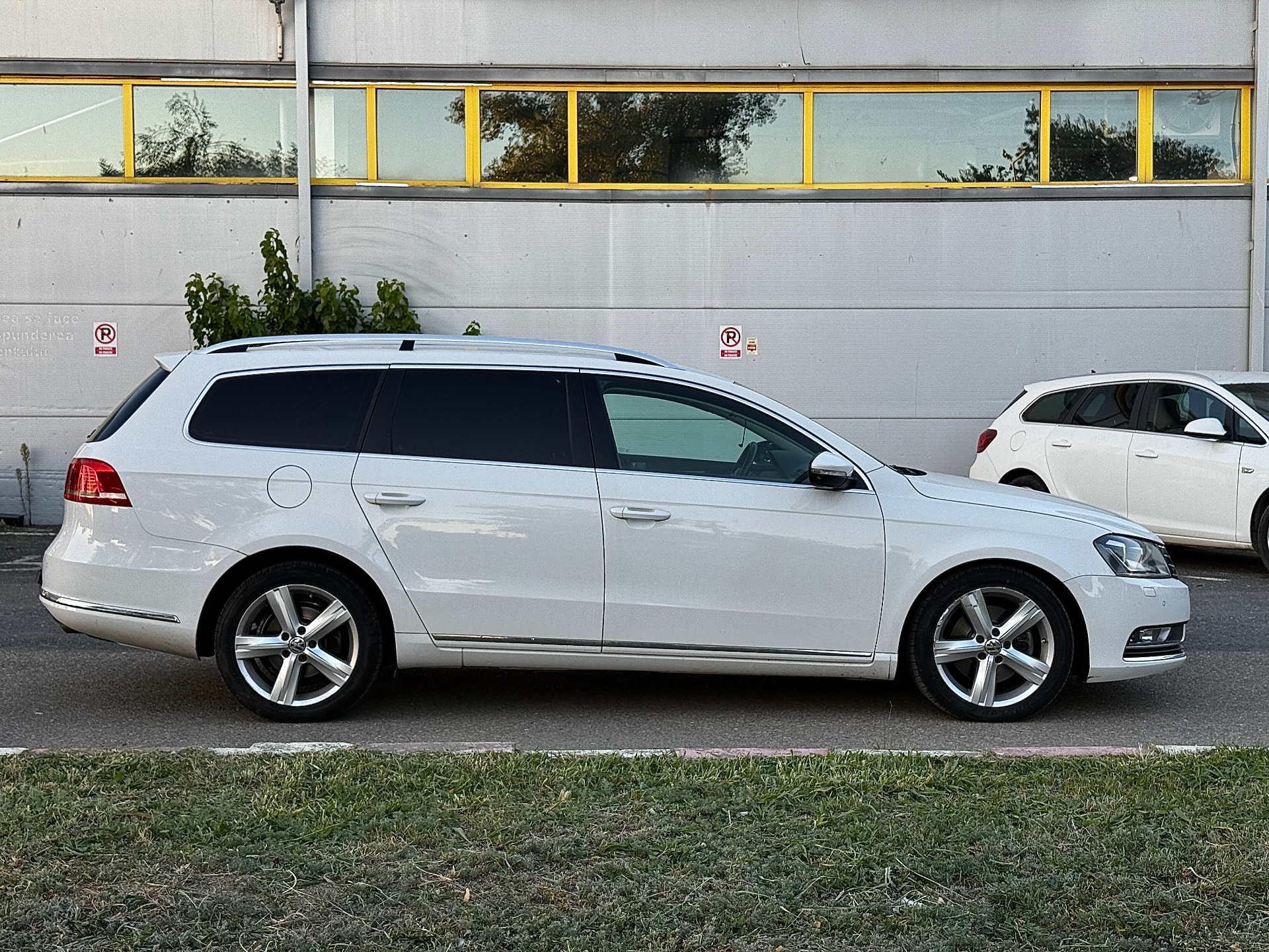 Volkswagen Passat 2013 avariat - imagine 5